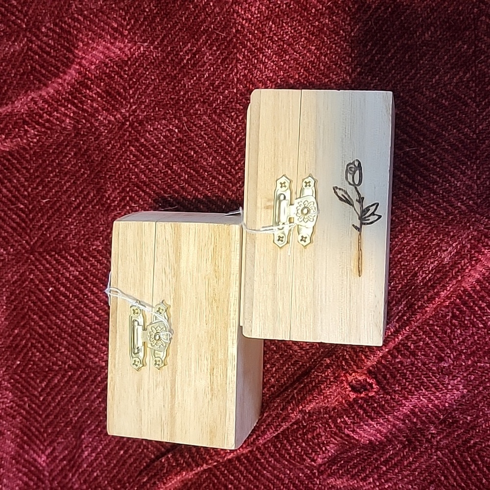Pyrography trinket boxes - Picture 2 of 11